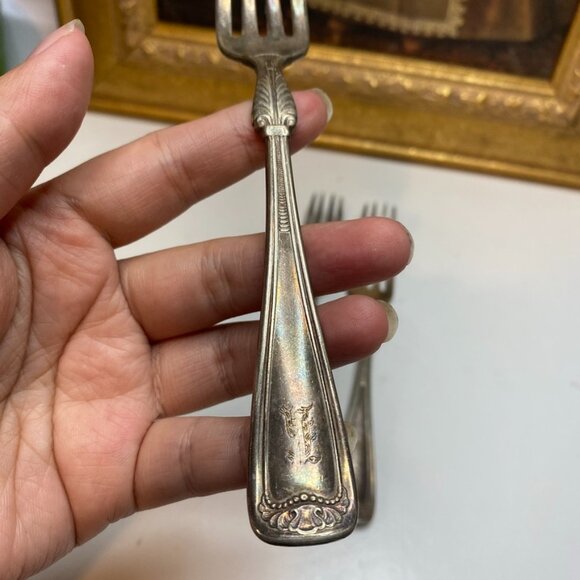 Set Of 3 Antique Gorham Silverplate Luncheon Forks, 1881 Princess Louise - Picture 4 of 9